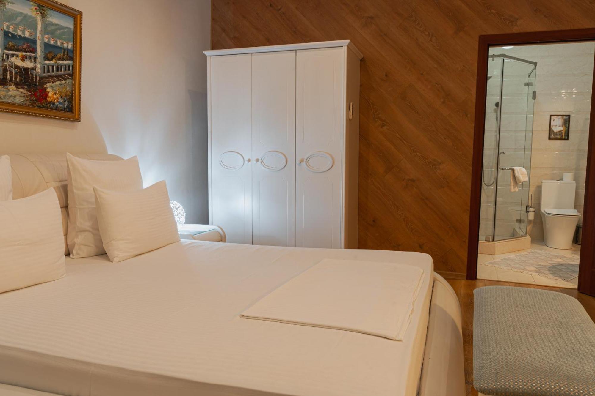 Altair Hotel شيمكنت المظهر الخارجي الصورة