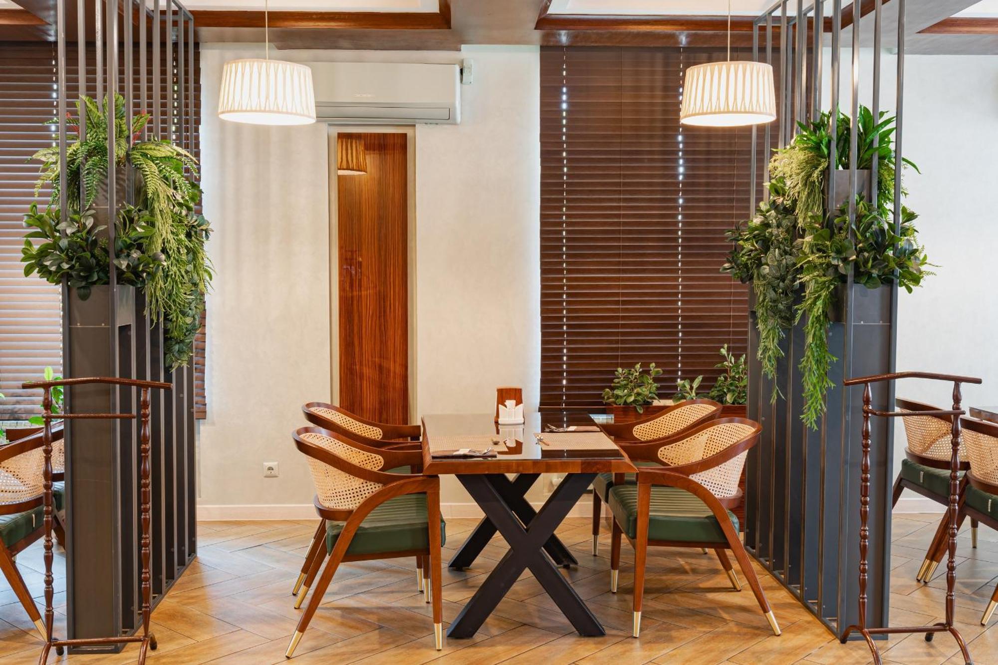Altair Hotel شيمكنت المظهر الخارجي الصورة