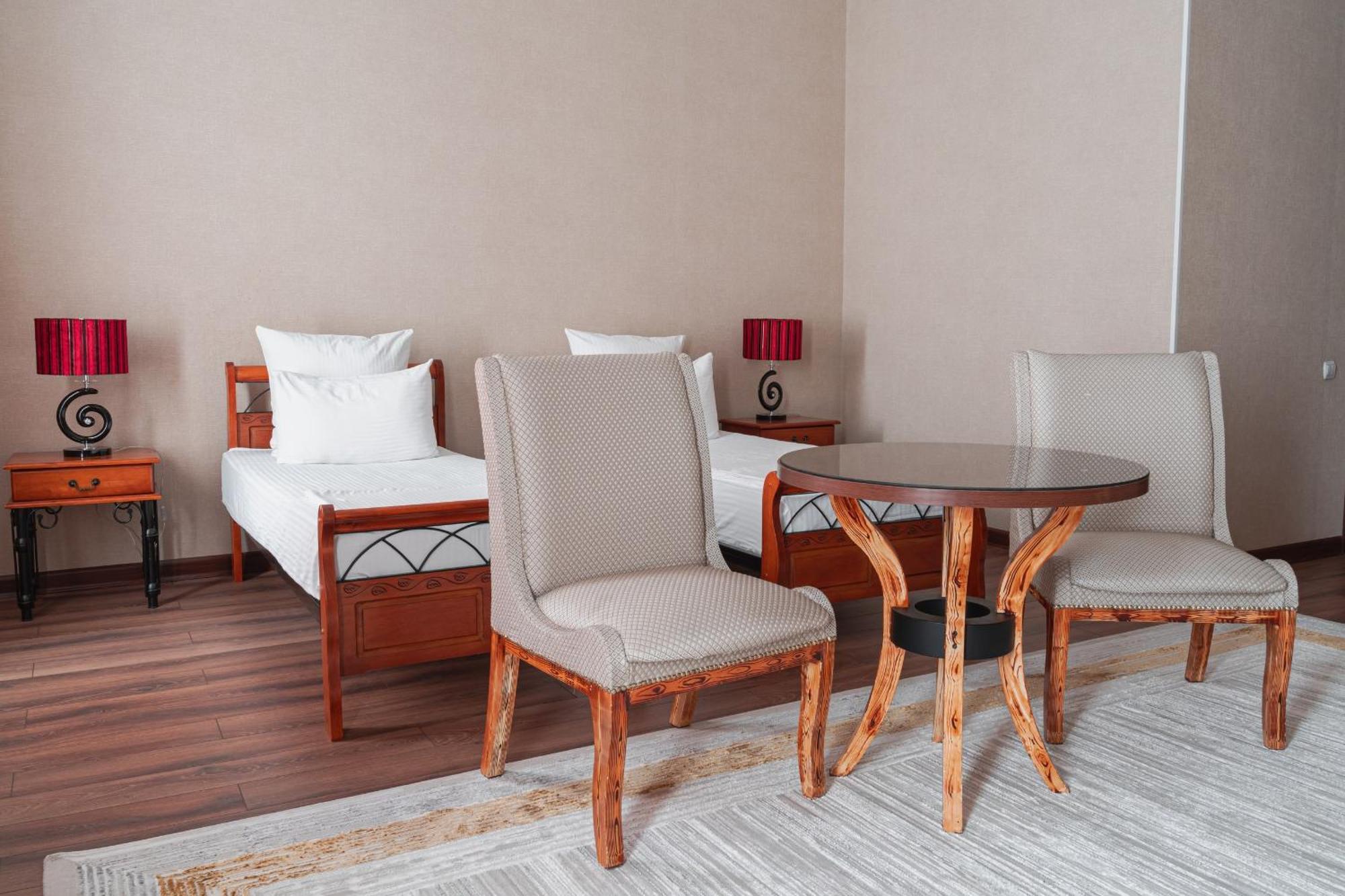 Altair Hotel شيمكنت المظهر الخارجي الصورة