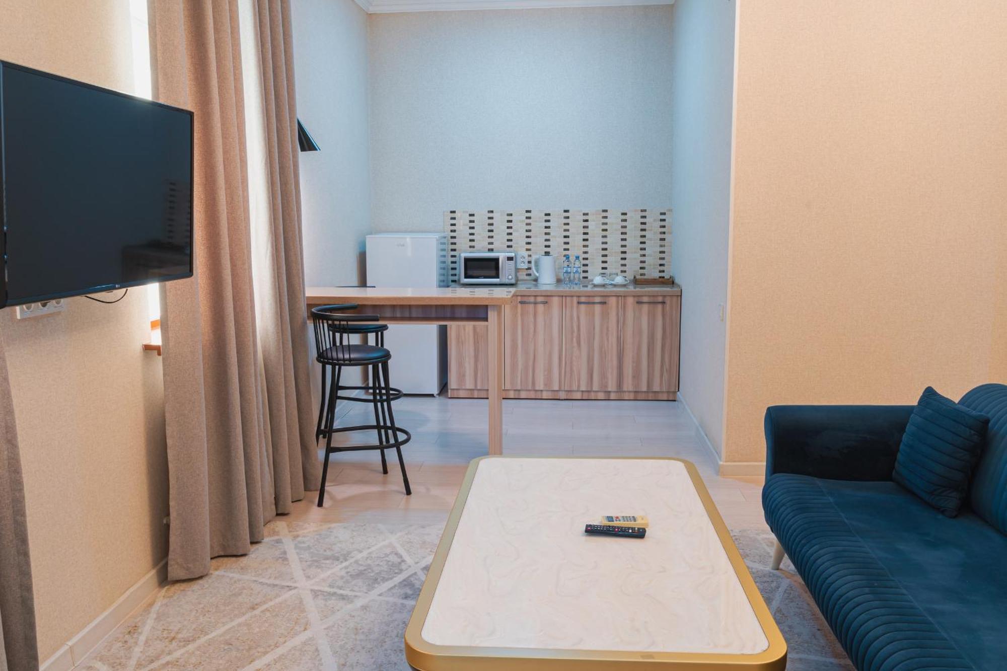 Altair Hotel شيمكنت المظهر الخارجي الصورة