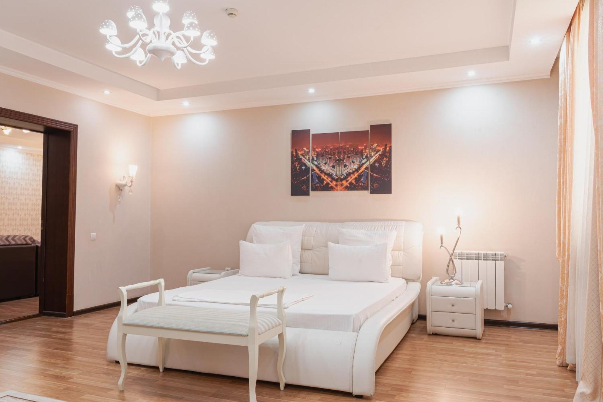Altair Hotel شيمكنت المظهر الخارجي الصورة