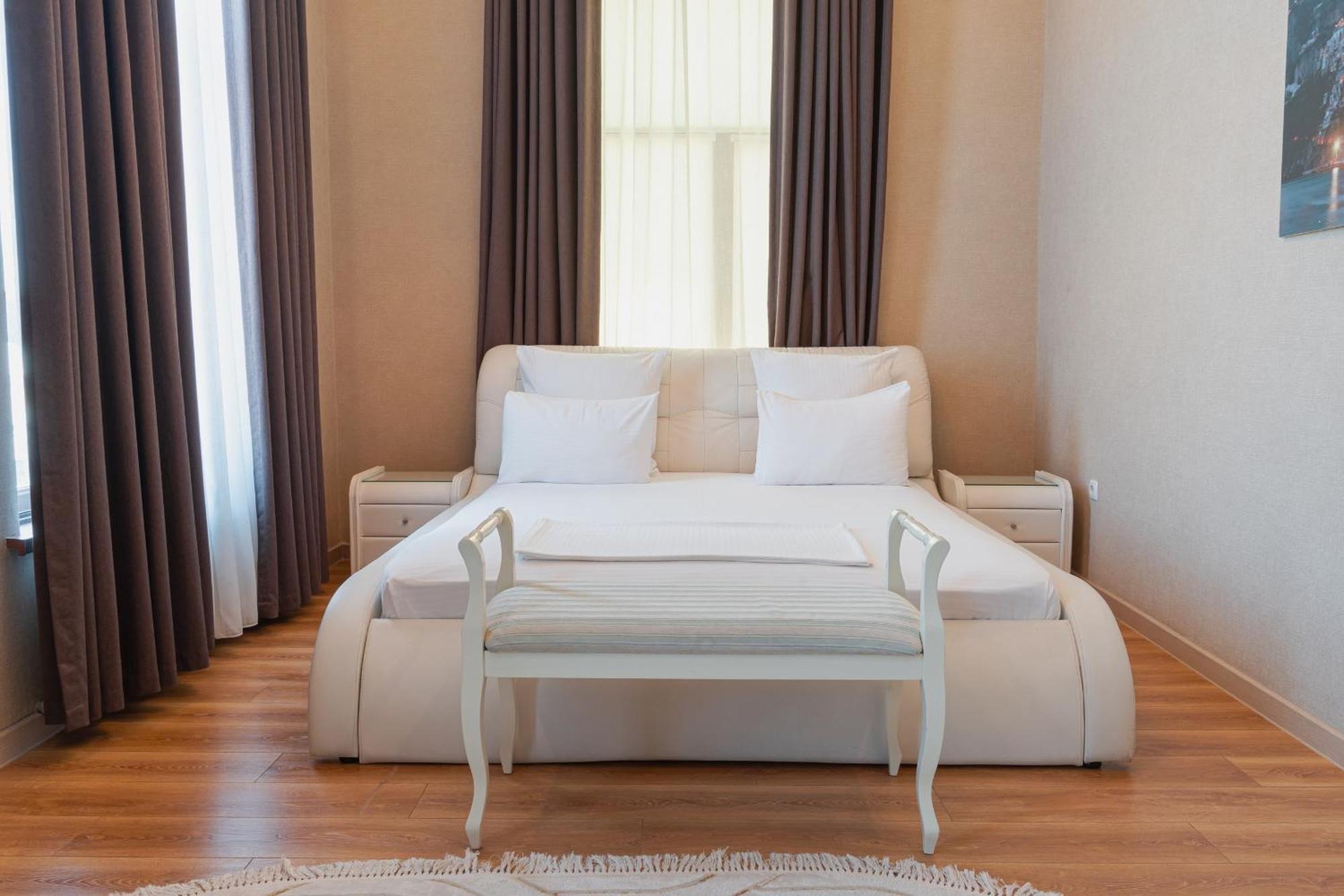 Altair Hotel شيمكنت المظهر الخارجي الصورة