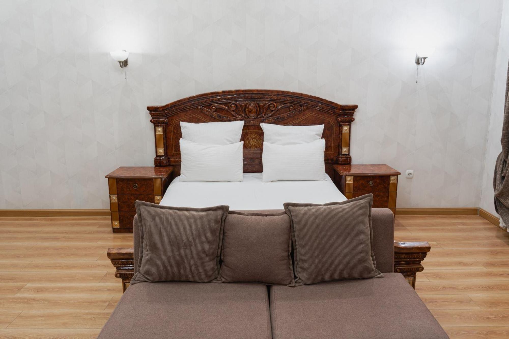 Altair Hotel شيمكنت المظهر الخارجي الصورة