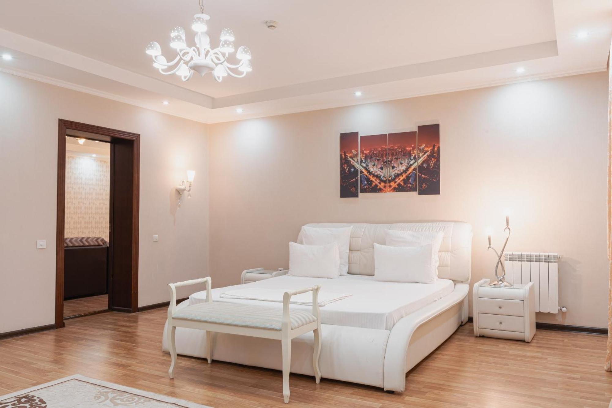 Altair Hotel شيمكنت المظهر الخارجي الصورة